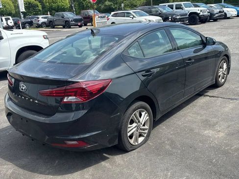 Used 2019 Hyundai Elantra Value Edition FWD image 3