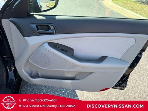 Used 2015 Kia Optima LX FWD image 35