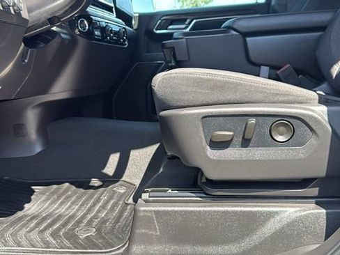 Used 2026 Chevrolet Silverado 1500 LT AWD/4WD image 12