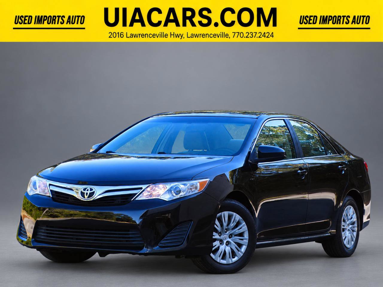 Used 2013 Toyota Camry LE FWD image 1