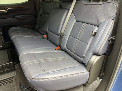 Used 2024 Chevrolet Silverado 1500 High Country w/ Z71 Off-Road Package image 7