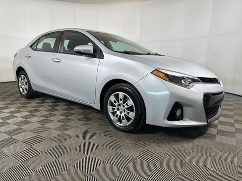 Used 2014 Toyota Corolla S image 2
