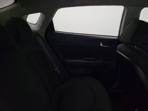 Used 2020 Kia Optima LX image 19