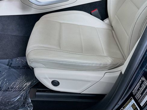 Used 2021 Mercedes-Benz GLE 350 image 22