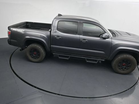 Used 2021 Toyota Tacoma TRD Sport AWD/4WD image 17