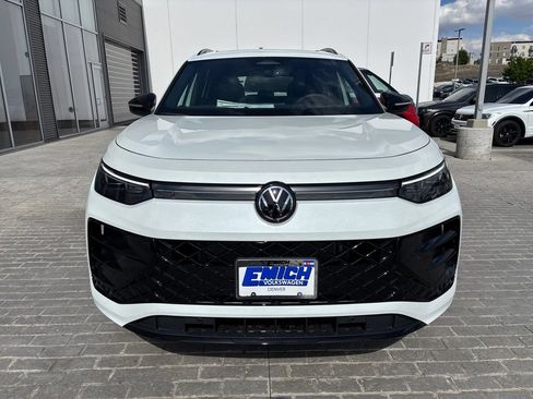 New 2026 Volkswagen Tiguan SE R-Line AWD/4WD image 8