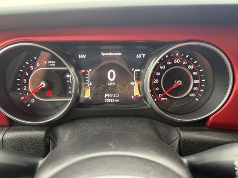Used 2018 Jeep Wrangler Unlimited Rubicon AWD/4WD image 14