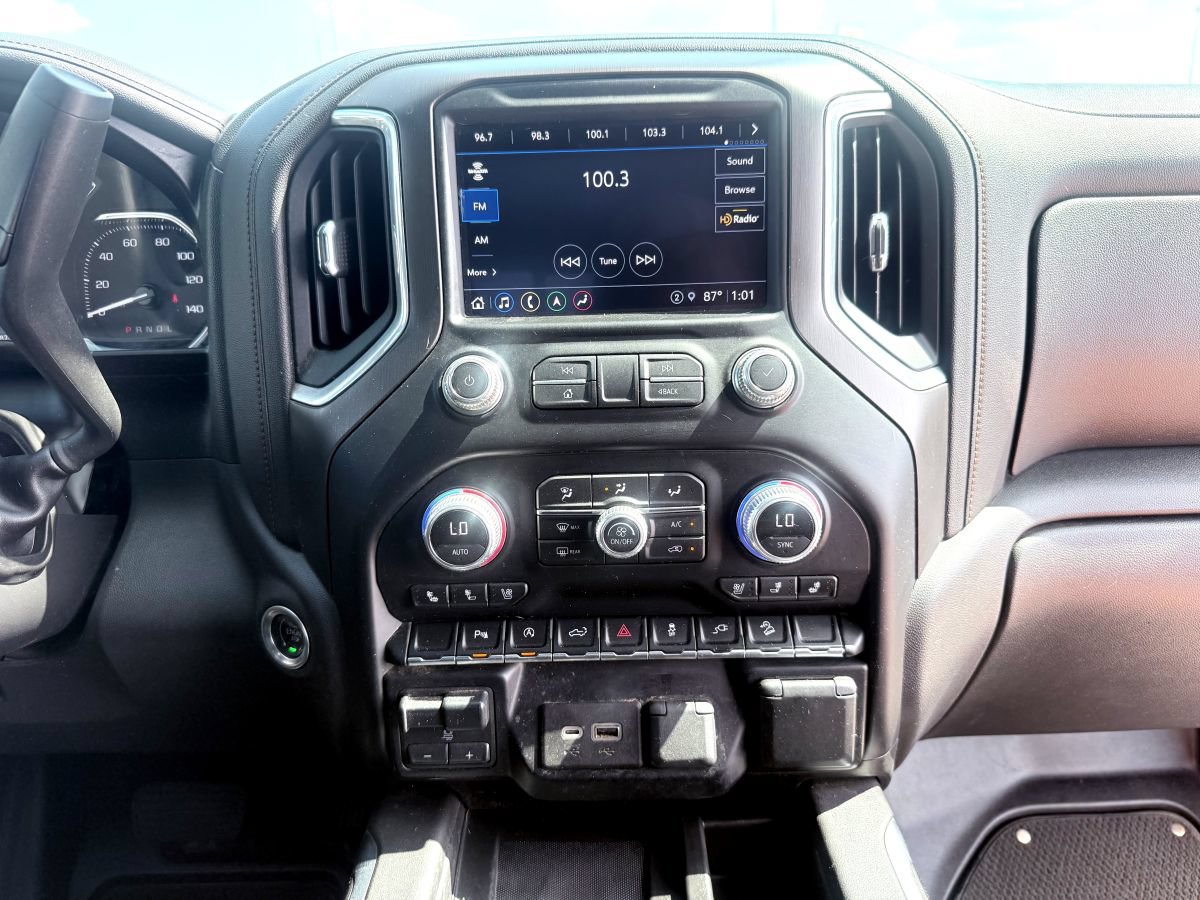Used 2021 GMC Sierra 1500 AT4 w/ AT4 Value Package AWD/4WD image 12