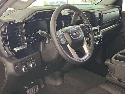 Used 2024 GMC Sierra 1500 Elevation AWD/4WD image 16