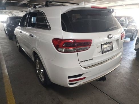 Certified 2017 Kia Sorento SX AWD/4WD image 4