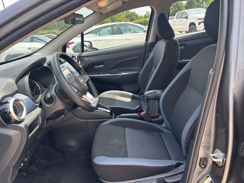 Used 2025 Nissan Versa SV FWD image 24