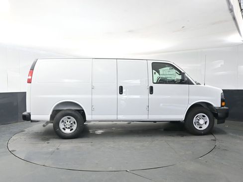 New 2025 Chevrolet Express 2500 w/ Driver Convenience Package RWD image 8