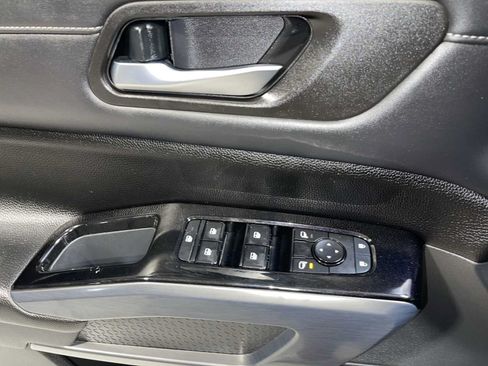 Used 2022 Nissan Pathfinder SL w/ SL Premium Package AWD/4WD image 23