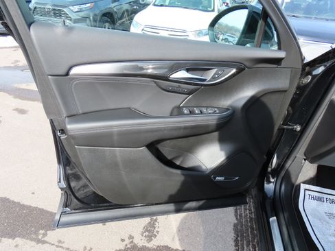 Used 2025 Buick Envision Preferred image 22