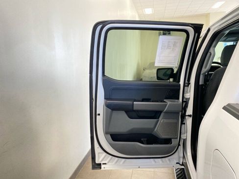 Used 2021 Ford F150 XLT w/ Equipment Group 302A High image 8