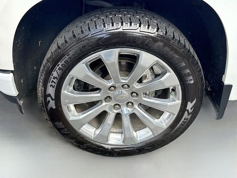 Used 2022 Chevrolet Silverado 1500 High Country w/ Technology Package image 27