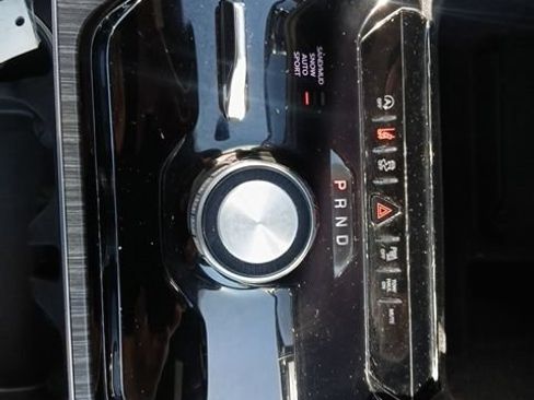Used 2024 Jeep Wagoneer Series II AWD/4WD image 47