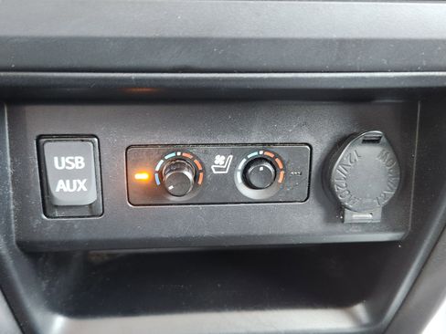 Used 2019 Toyota 4Runner Limited w/ Preferred Accessory Package AWD/4WD image 27