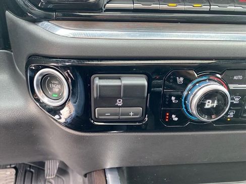 Used 2023 GMC Sierra 1500 SLT w/ SLT Premium Package image 13