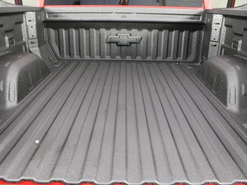 New 2026 Chevrolet Silverado 1500 Custom Trail Boss w/ Dark Appearance Package AWD/4WD image 17