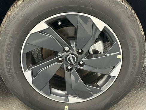 New 2026 Nissan Rogue SV w/ Cold Weather Package image 17