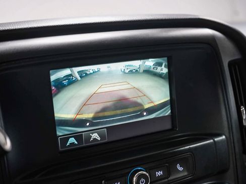 Used 2018 Chevrolet Silverado 1500 Custom w/ Custom Convenience Package image 25