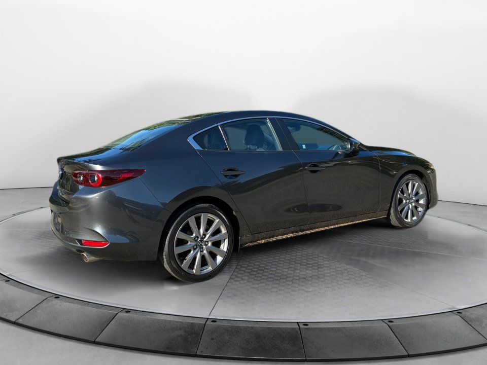 Used 2022 MAZDA MAZDA3 s FWD image 7