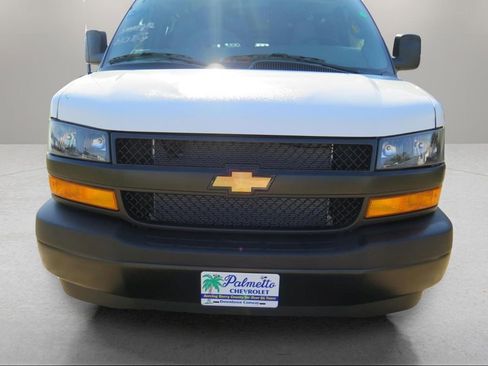 New 2026 Chevrolet Express 2500 w/ Driver Convenience Package RWD image 7