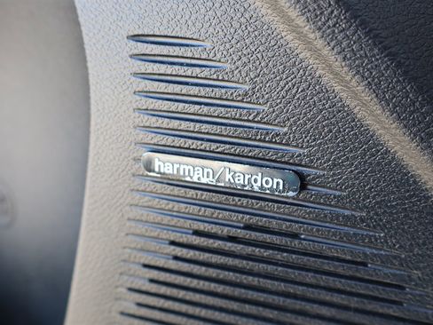 Used 2016 Dodge Challenger SRT Hellcat image 34