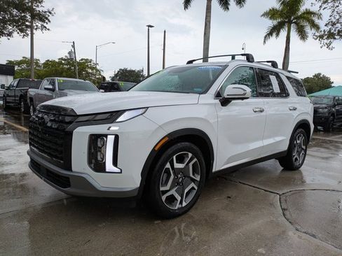 Used 2025 Hyundai Palisade Limited image 7