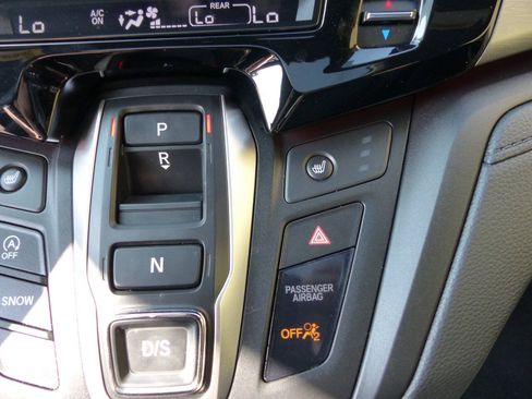 Used 2025 Honda Odyssey Sport-L image 36
