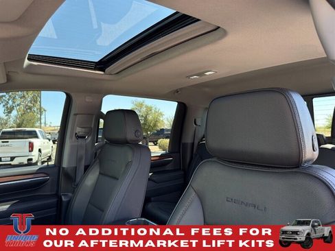 Used 2024 GMC Sierra 3500 Denali w/ Denali Reserve Package AWD/4WD image 21