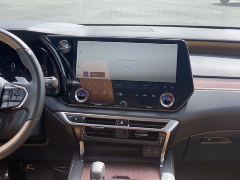 Used 2025 Lexus RX 350 Premium w/ Accessory Package (Z1) image 31