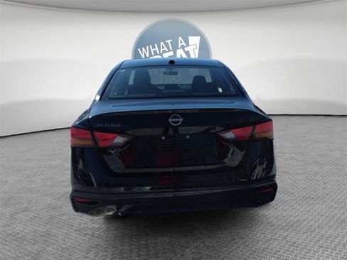 Used 2025 Nissan Altima 2.5 S image 5