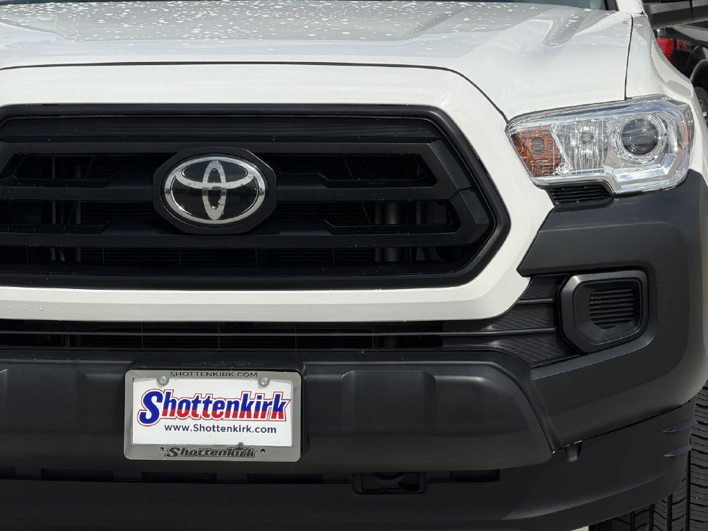 Used 2021 Toyota Tacoma SR RWD image 8
