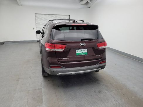 Used 2017 Kia Sorento EX w/ EX V6 Premium Package image 6