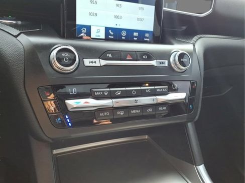 Used 2020 Ford Explorer ST w/ ST Street Pack AWD/4WD image 21