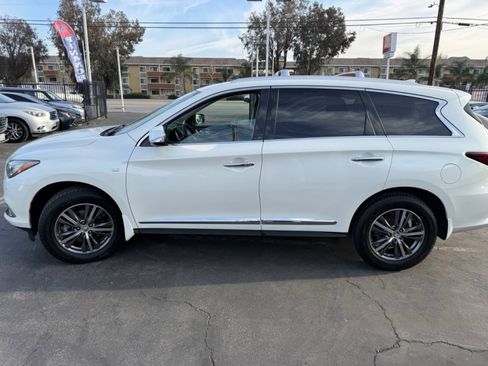Used 2017 INFINITI QX60 AWD w/ Premium Plus Package image 13