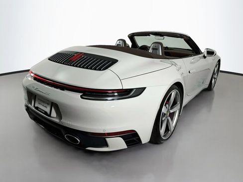 Certified 2020 Porsche 911 Carrera 4S AWD/4WD image 36