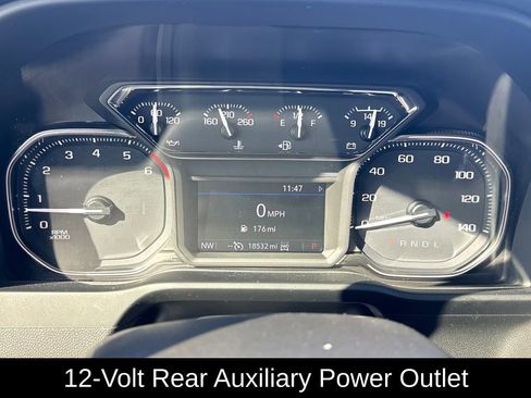 Used 2022 GMC Sierra 1500 Elevation w/ LPO, Elevation Black Package image 17