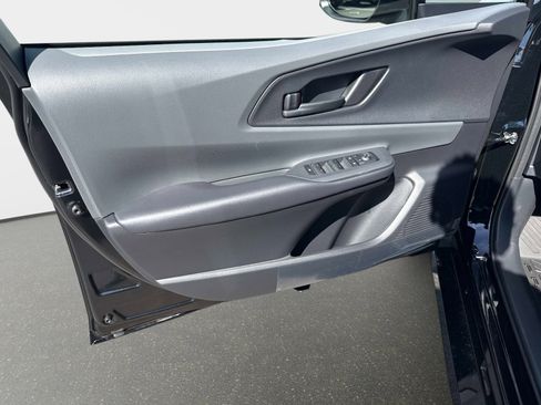 New 2026 Toyota Prius LE FWD image 17
