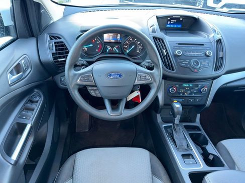 Used 2017 Ford Escape SE image 15