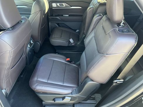New 2026 Ford Explorer Platinum RWD image 22