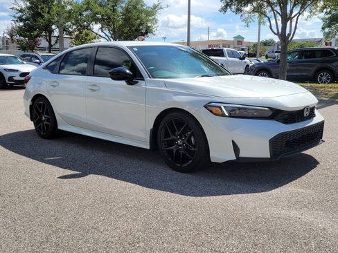 Used 2025 Honda Civic Sport image 3
