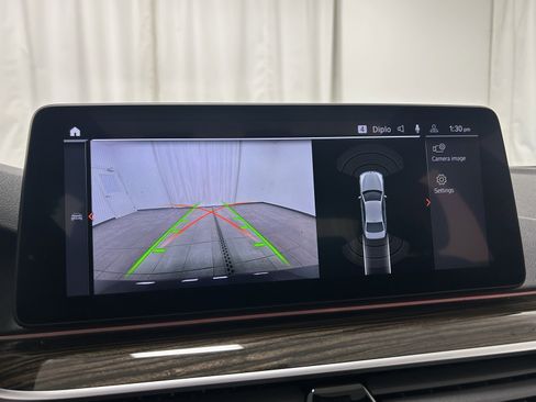 Used 2023 BMW 530i xDrive w/ Premium Package image 19