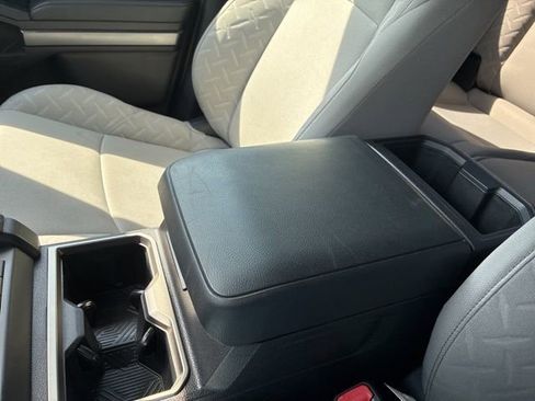 Used 2025 Toyota Tacoma SR5 RWD image 29