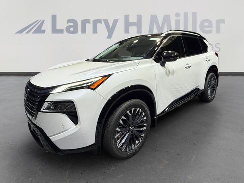 New 2026 Nissan Rogue Platinum image 1