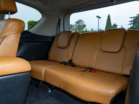 Used 2017 Nissan Armada Platinum w/ Captain Seat Package AWD/4WD image 20