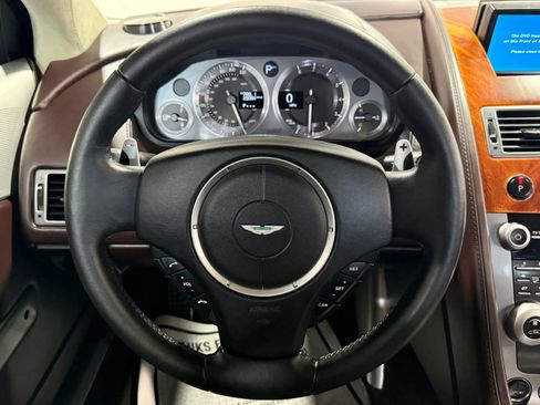 Used 2010 Aston Martin DB9 Volante RWD image 17