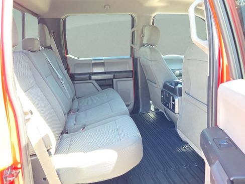 Used 2017 Ford F150 XLT w/ Equipment Group 302A Luxury image 15